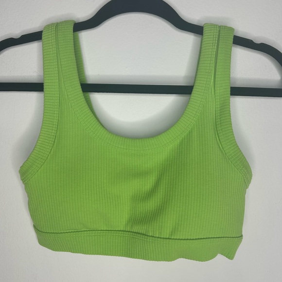 Alo Yoga Wellness Ribbed Sports Bra Green Apple Size Small - Picture 3 of 7